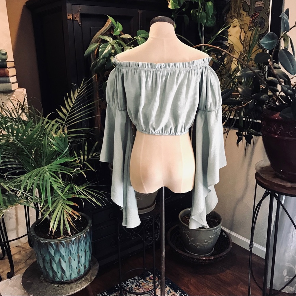 Maggie May papillon butterfly Sleeve peasant top - Picture 7 of 8